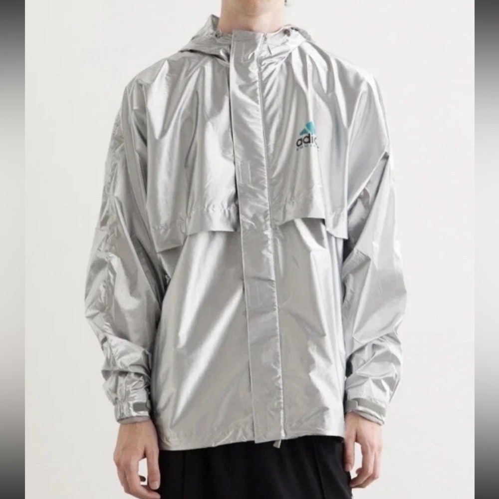 adidas Equipment Men's Small EQT Metallic Windbreaker Jacket in Silver